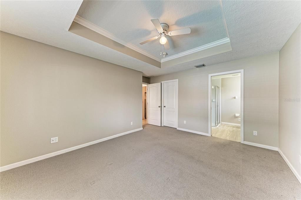 For Sale: $425,000 (3 beds, 2 baths, 1417 Square Feet)