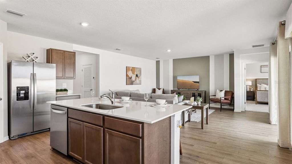 En Venta: $377,000 (4 camas, 3 baños, 2020 Pies cuadrados)