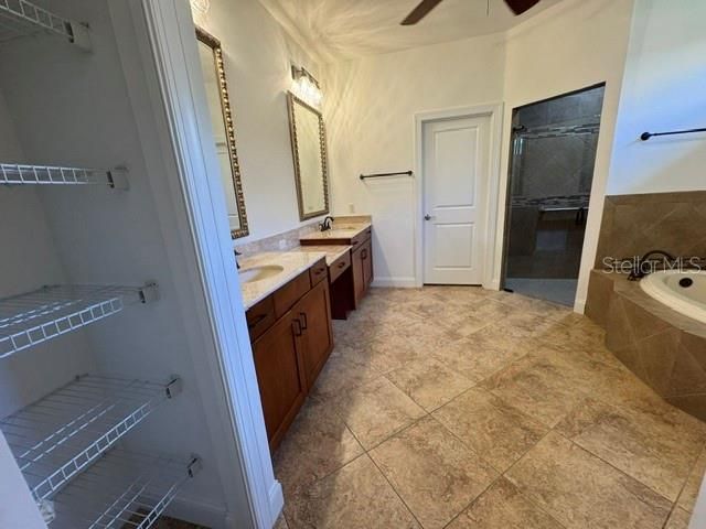 En Renta: $4,850 (3 camas, 2 baños, 2479 Pies cuadrados)
