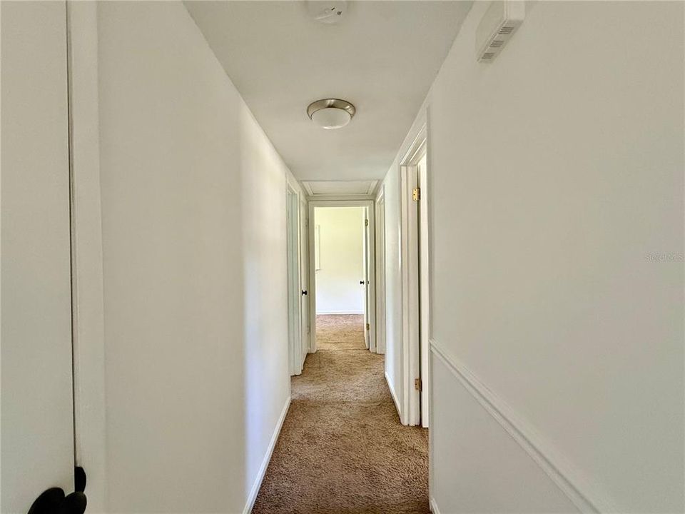 For Rent: $1,745 (3 beds, 1 baths, 920 Square Feet)