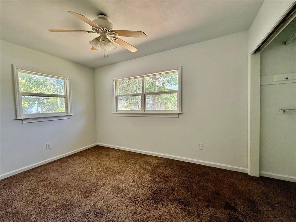 For Rent: $1,745 (3 beds, 1 baths, 920 Square Feet)