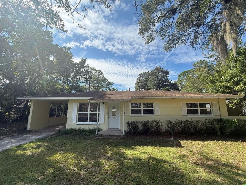 For Rent: $1,745 (3 beds, 1 baths, 920 Square Feet)