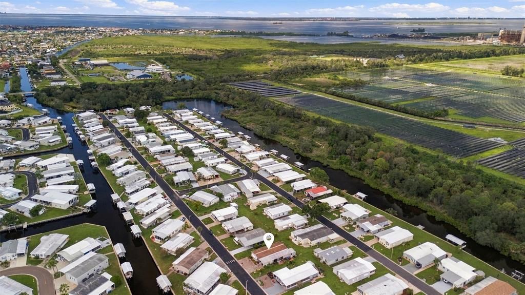 На продажу: $179,900 (2 спален, 2 ванн, 1462 Квадратных фут)