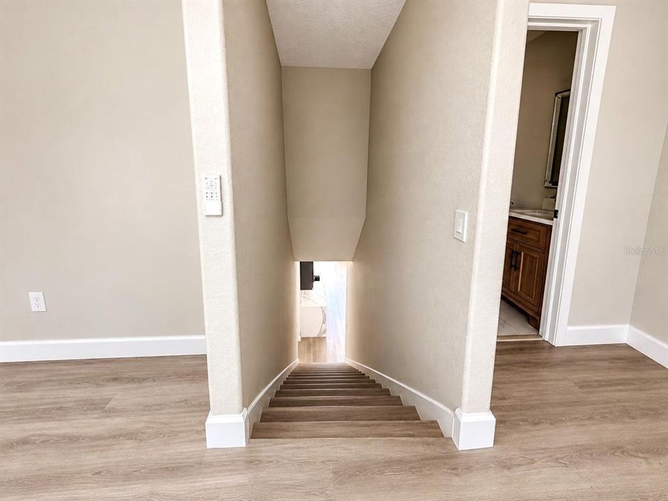 En Venta: $499,999 (3 camas, 2 baños, 2486 Pies cuadrados)