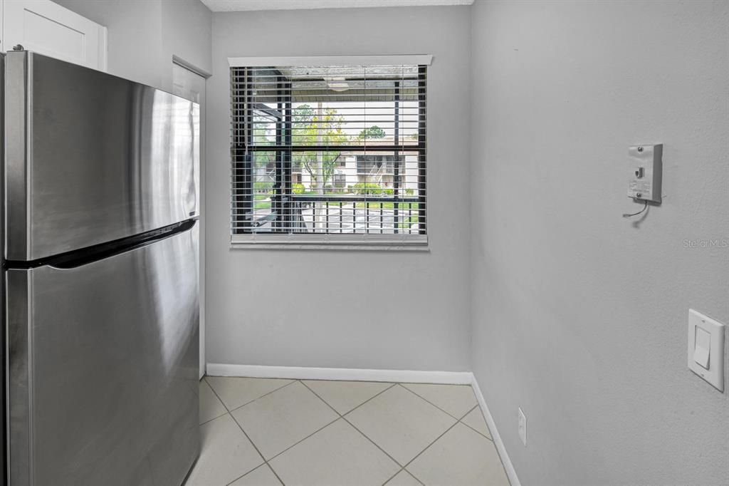 For Rent: $1,900 (2 beds, 2 baths, 1104 Square Feet)