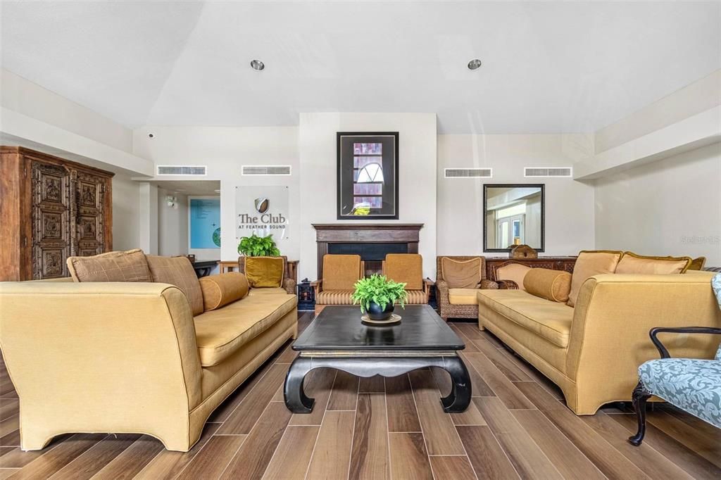 For Rent: $1,900 (2 beds, 2 baths, 1104 Square Feet)