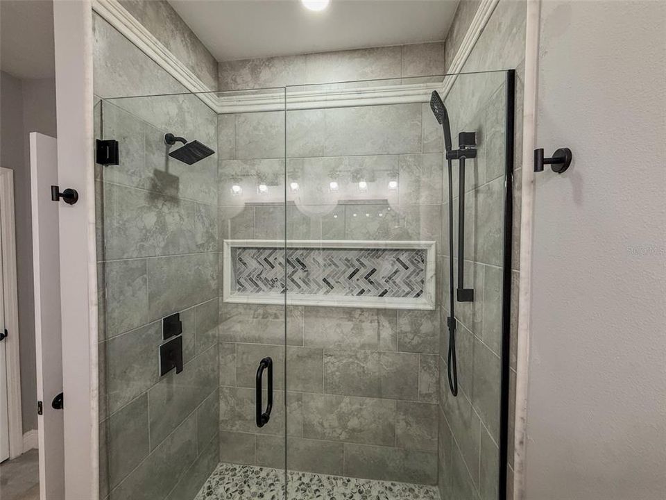 На продажу: $449,000 (4 спален, 3 ванн, 2282 Квадратных фут)