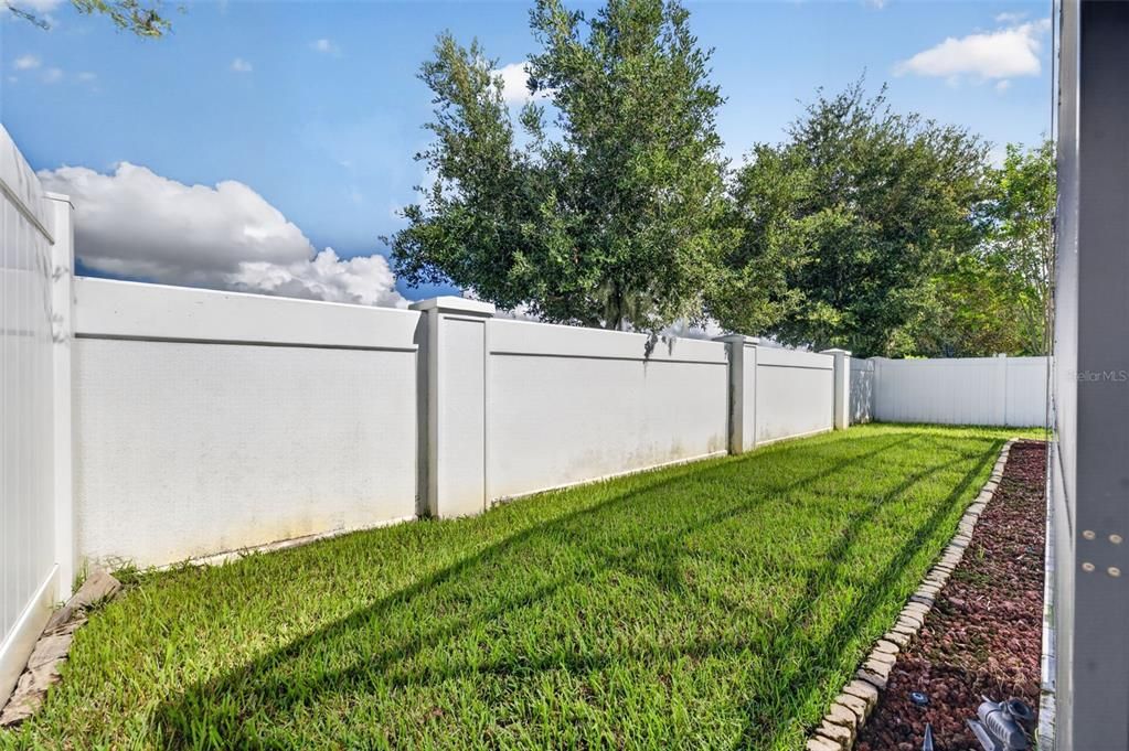 En Venta: $700,000 (3 camas, 2 baños, 2066 Pies cuadrados)