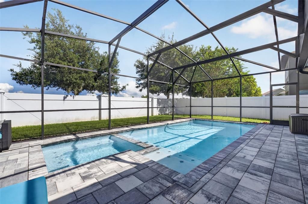 En Venta: $700,000 (3 camas, 2 baños, 2066 Pies cuadrados)