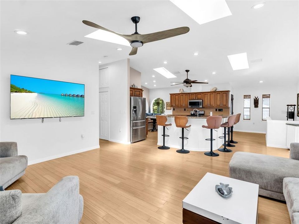 For Sale: $675,000 (4 beds, 2 baths, 2102 Square Feet)
