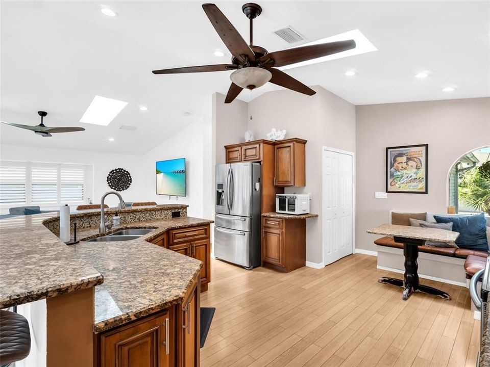 For Sale: $675,000 (4 beds, 2 baths, 2102 Square Feet)