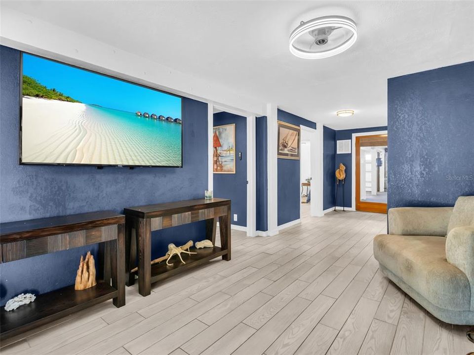 For Sale: $675,000 (4 beds, 2 baths, 2102 Square Feet)