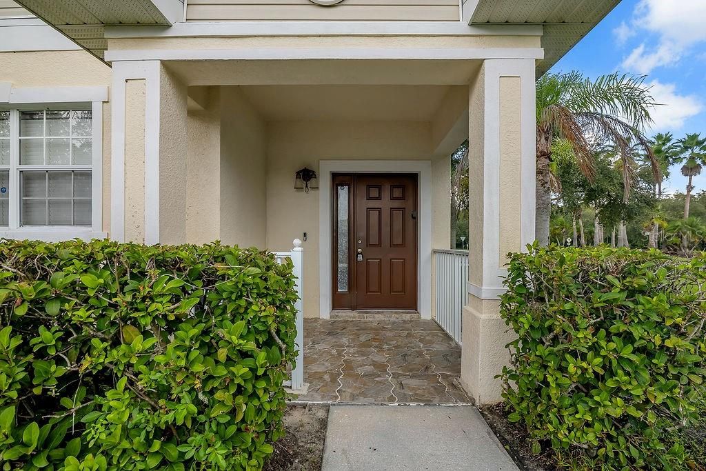For Rent: $1,900 (3 beds, 3 baths, 1504 Square Feet)