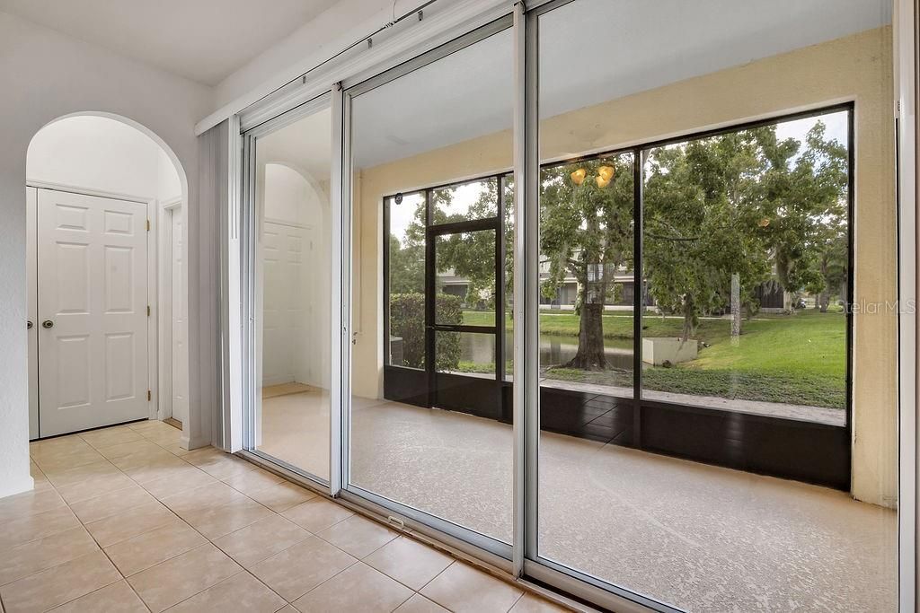 For Rent: $1,900 (3 beds, 3 baths, 1504 Square Feet)
