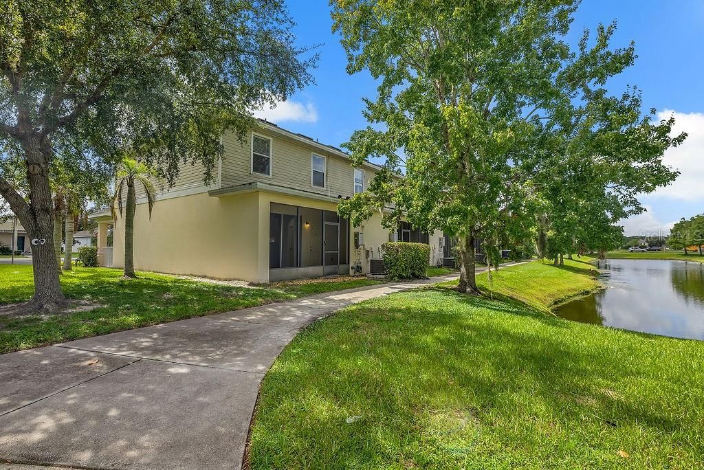 For Rent: $1,900 (3 beds, 3 baths, 1504 Square Feet)