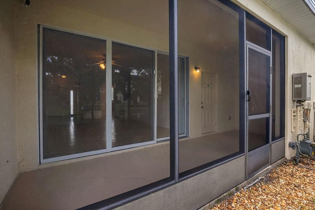 For Rent: $1,900 (3 beds, 3 baths, 1504 Square Feet)