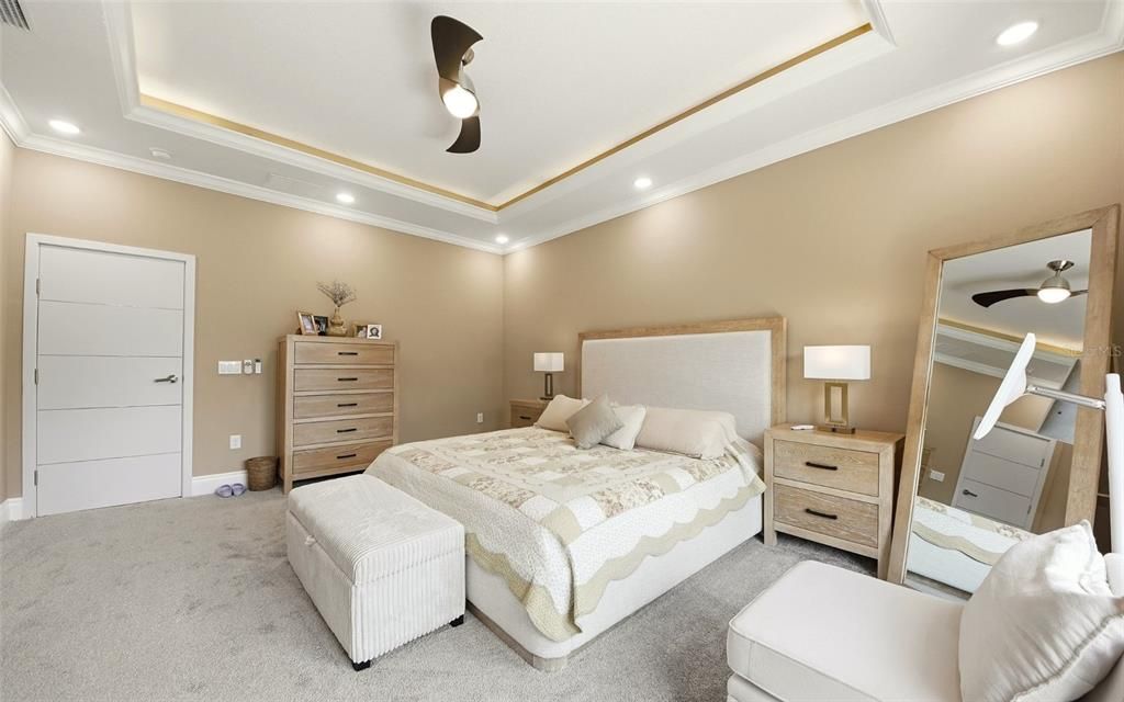 En Venta: $415,000 (3 camas, 2 baños, 2250 Pies cuadrados)