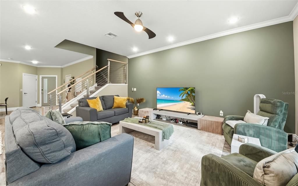 En Venta: $415,000 (3 camas, 2 baños, 2250 Pies cuadrados)