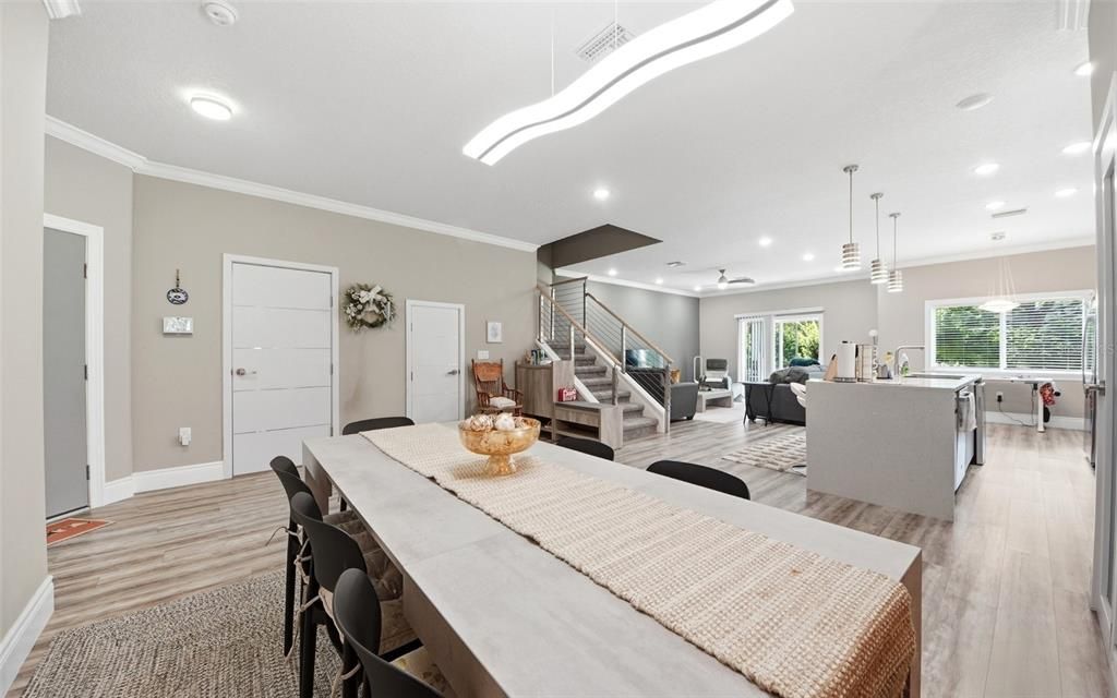 En Venta: $415,000 (3 camas, 2 baños, 2250 Pies cuadrados)