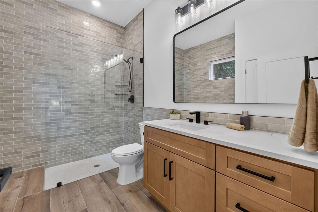For Sale: $824,900 (5 beds, 3 baths, 3184 Square Feet)