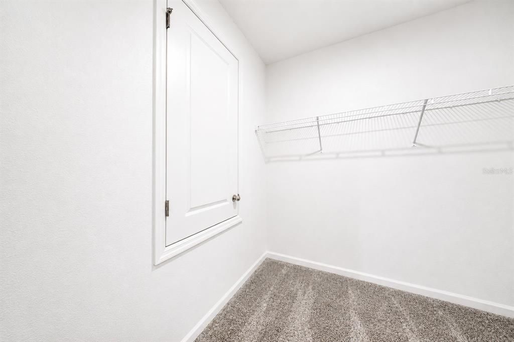 For Rent: $1,900 (3 beds, 2 baths, 1605 Square Feet)