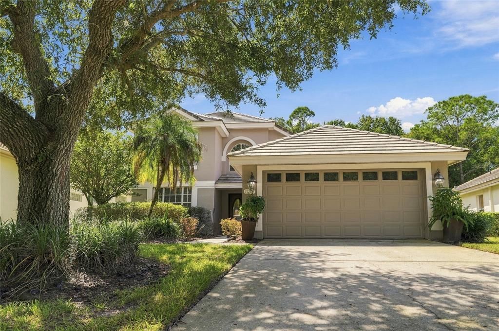 For Sale: $469,900 (3 beds, 2 baths, 1930 Square Feet)