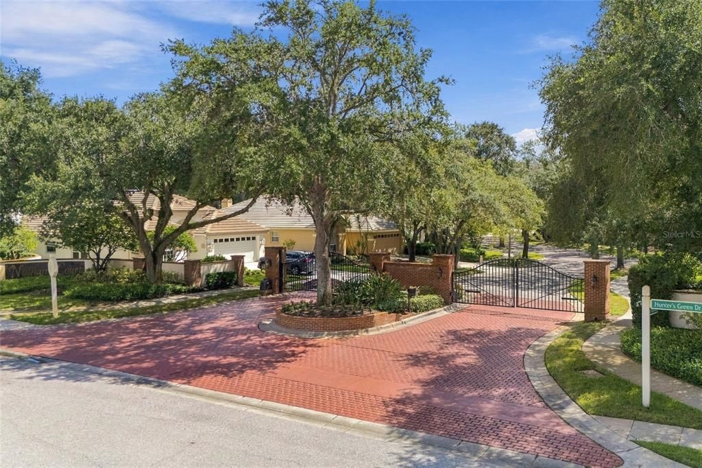 For Sale: $469,900 (3 beds, 2 baths, 1930 Square Feet)