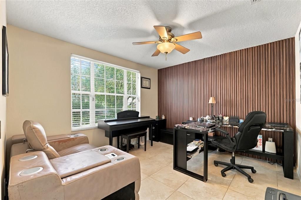For Sale: $469,900 (3 beds, 2 baths, 1930 Square Feet)