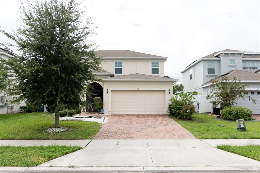 For Rent: $2,800 (4 beds, 3 baths, 2384 Square Feet)