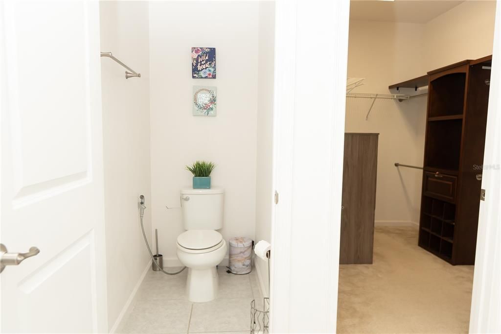 For Rent: $2,800 (4 beds, 3 baths, 2384 Square Feet)