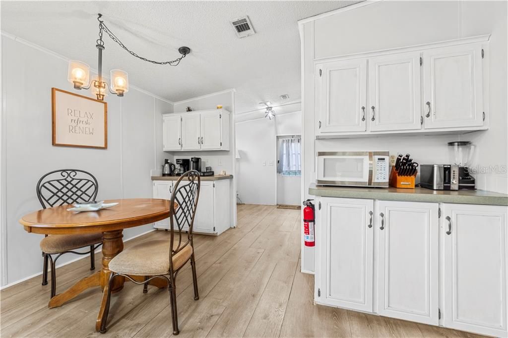 For Sale: $180,000 (3 beds, 2 baths, 1620 Square Feet)