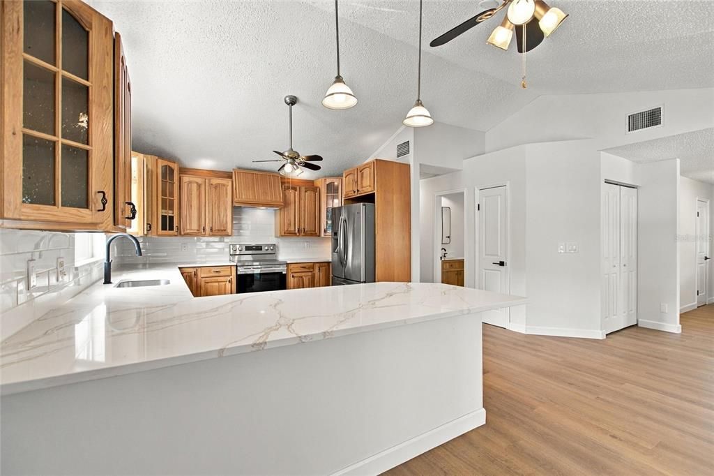 For Sale: $489,900 (3 beds, 2 baths, 1664 Square Feet)