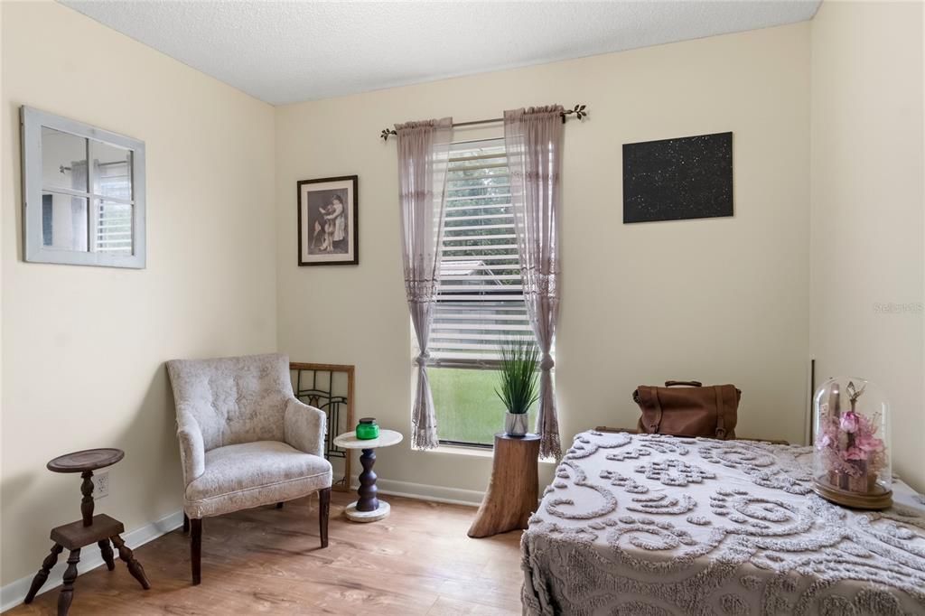 For Sale: $229,900 (3 beds, 2 baths, 1235 Square Feet)
