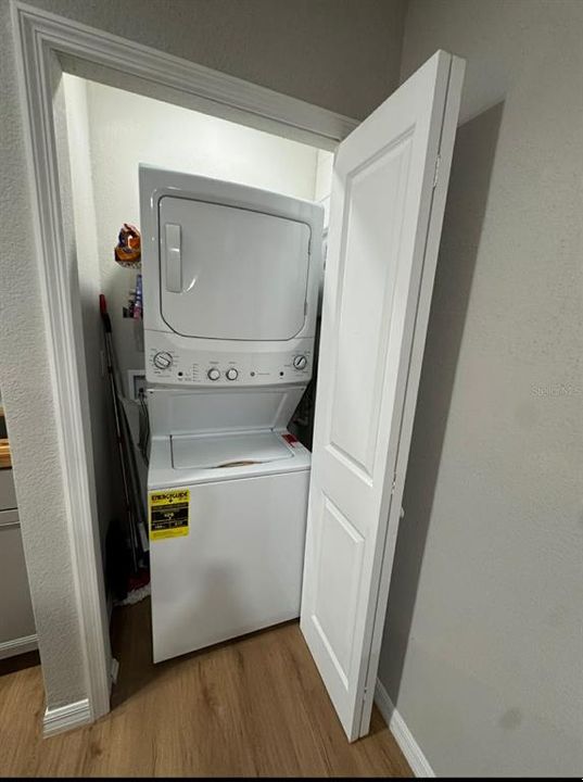 На продажу: $365,000 (3 спален, 2 ванн, 1550 Квадратных фут)
