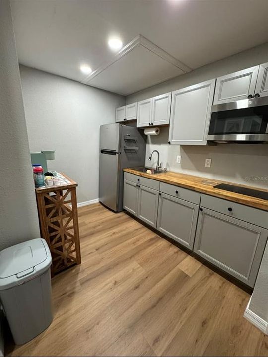 На продажу: $365,000 (3 спален, 2 ванн, 1550 Квадратных фут)