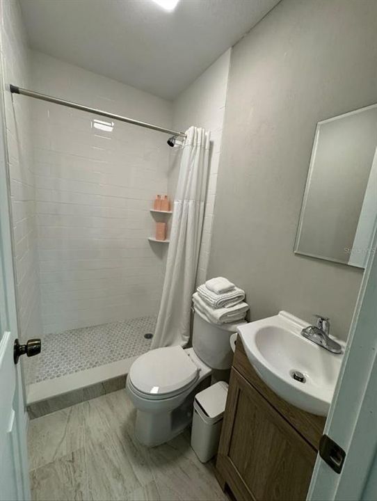 На продажу: $365,000 (3 спален, 2 ванн, 1550 Квадратных фут)