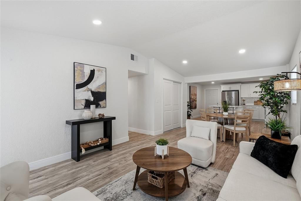 En Venta: $345,000 (3 camas, 2 baños, 1108 Pies cuadrados)