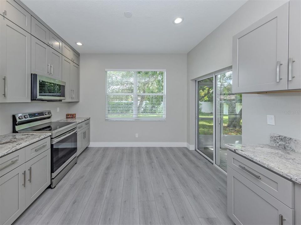 For Rent: $2,950 (3 beds, 2 baths, 1657 Square Feet)