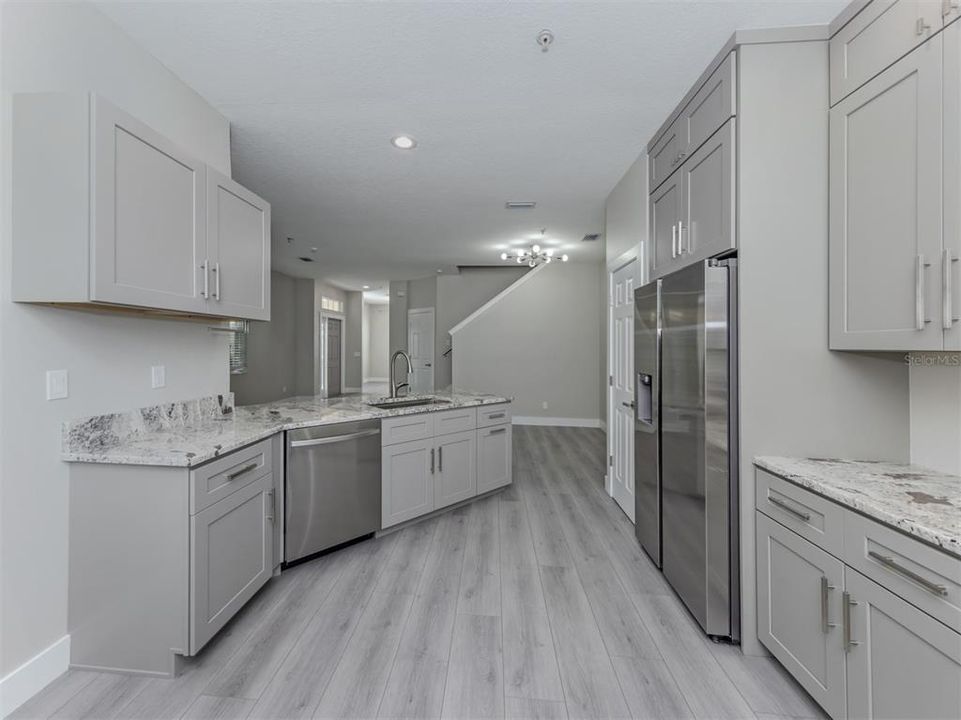 For Rent: $2,950 (3 beds, 2 baths, 1657 Square Feet)