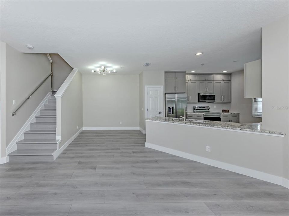 For Rent: $2,950 (3 beds, 2 baths, 1657 Square Feet)