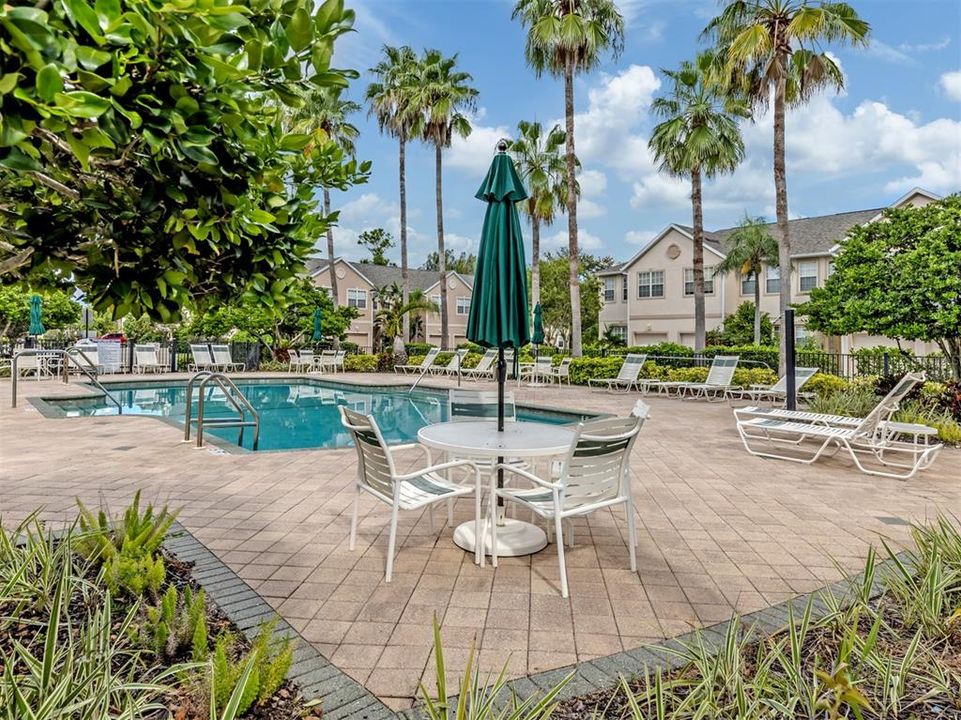 For Rent: $2,950 (3 beds, 2 baths, 1657 Square Feet)