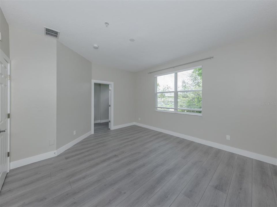 For Rent: $2,950 (3 beds, 2 baths, 1657 Square Feet)