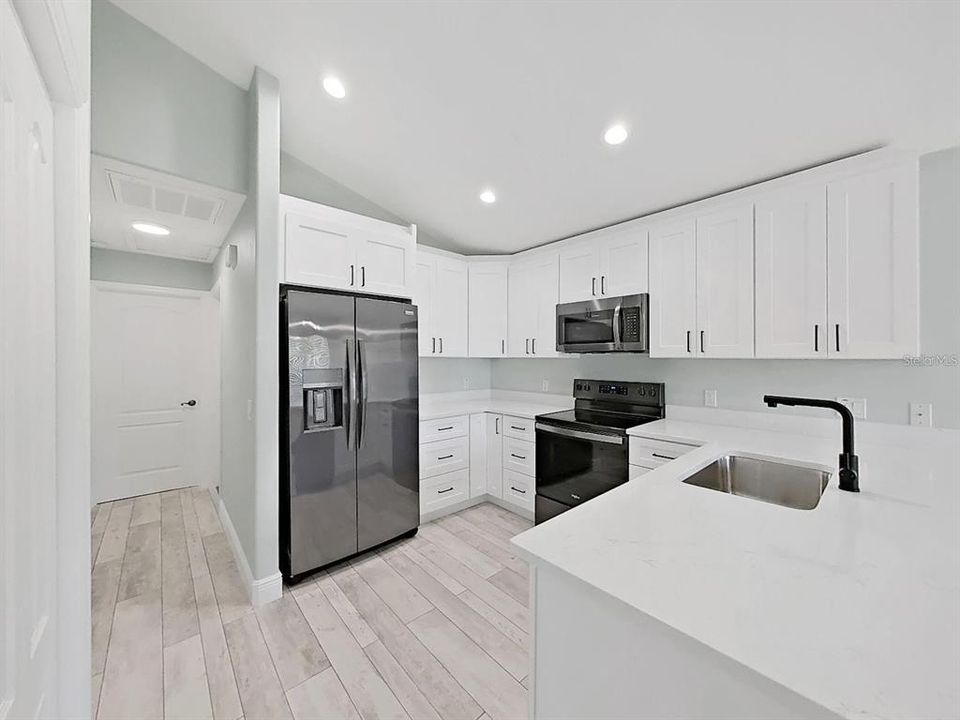 En Venta: $499,000 (3 camas, 2 baños, 1433 Pies cuadrados)