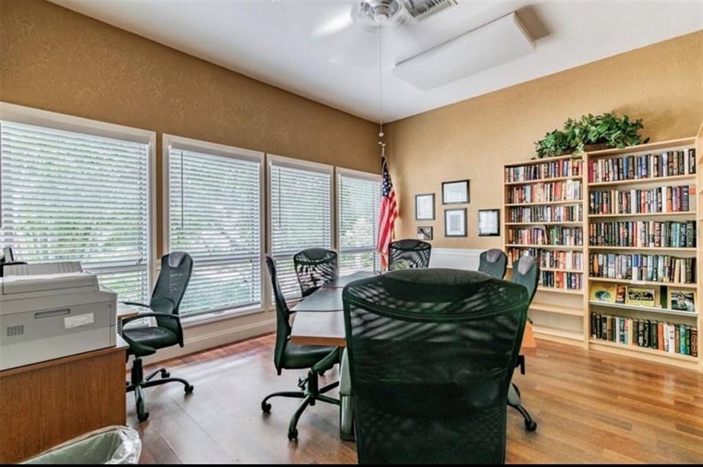 En Venta: $499,000 (3 camas, 2 baños, 1433 Pies cuadrados)