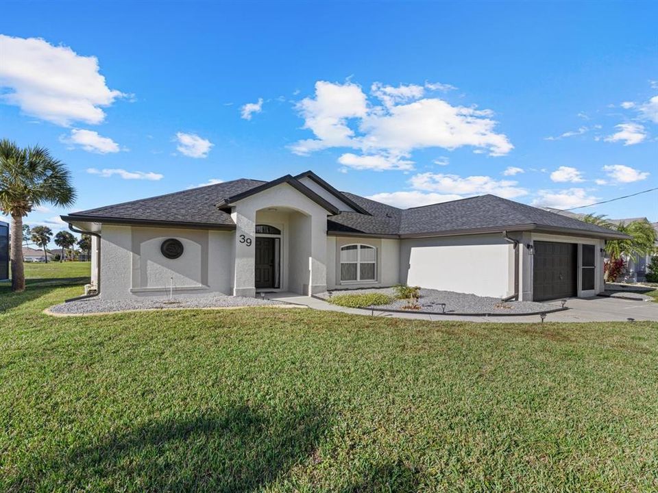 For Rent: $2,700 (3 beds, 2 baths, 1617 Square Feet)