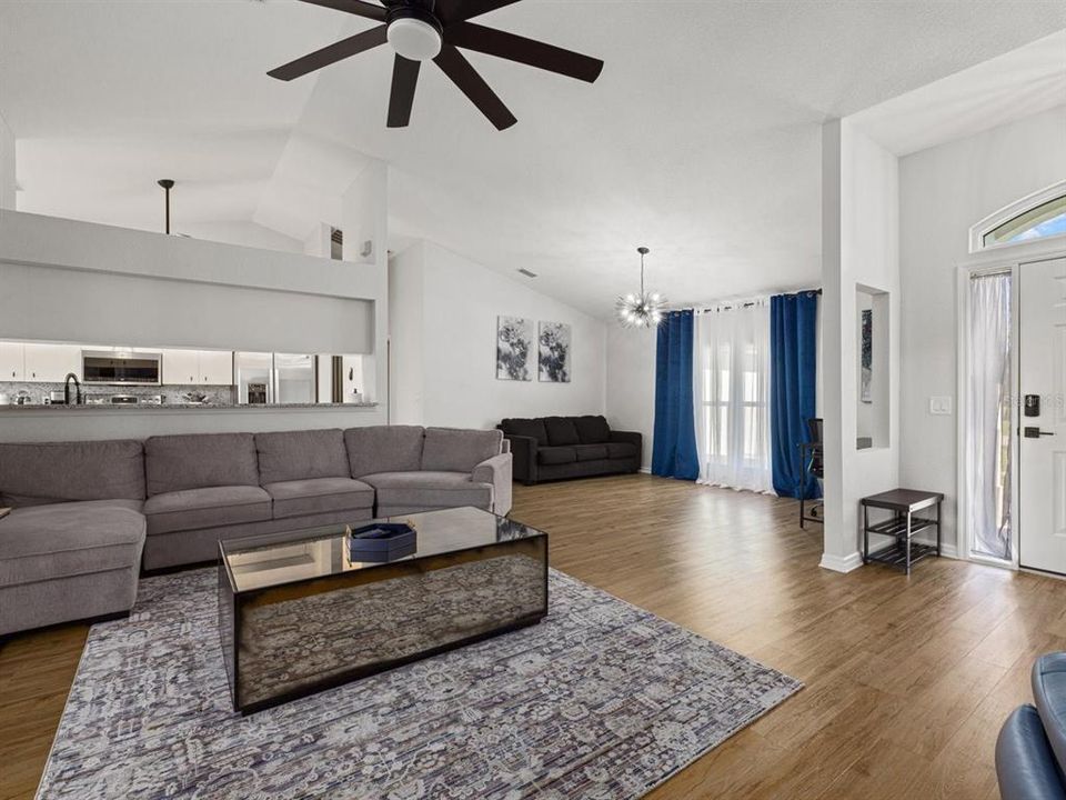 For Rent: $2,700 (3 beds, 2 baths, 1617 Square Feet)