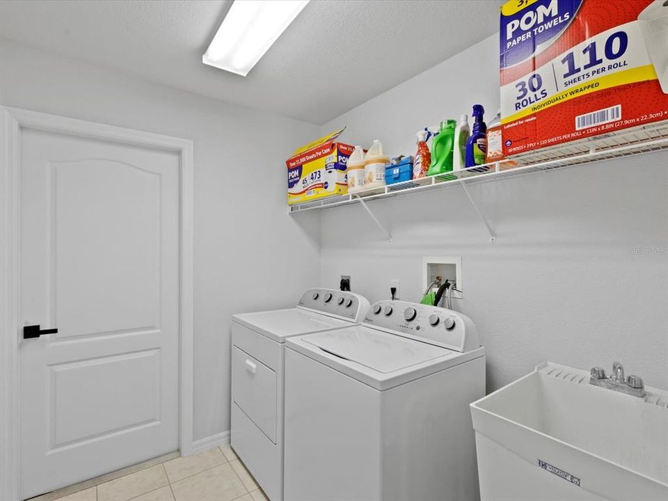 For Rent: $2,700 (3 beds, 2 baths, 1617 Square Feet)