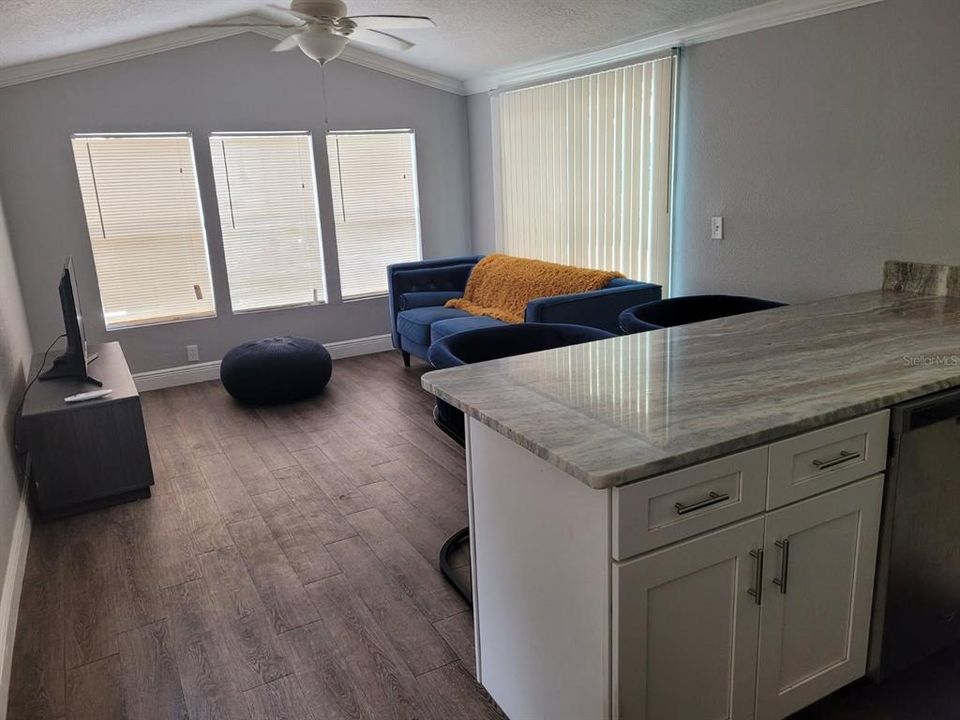 В аренду: $1,200 (1 спален, 1 ванн, 480 Квадратных фут)