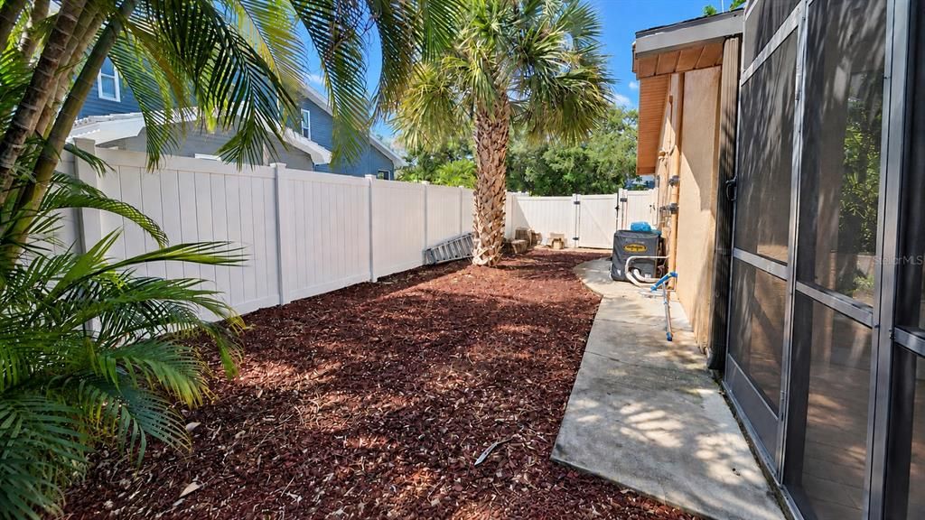 For Sale: $674,900 (4 beds, 2 baths, 2228 Square Feet)