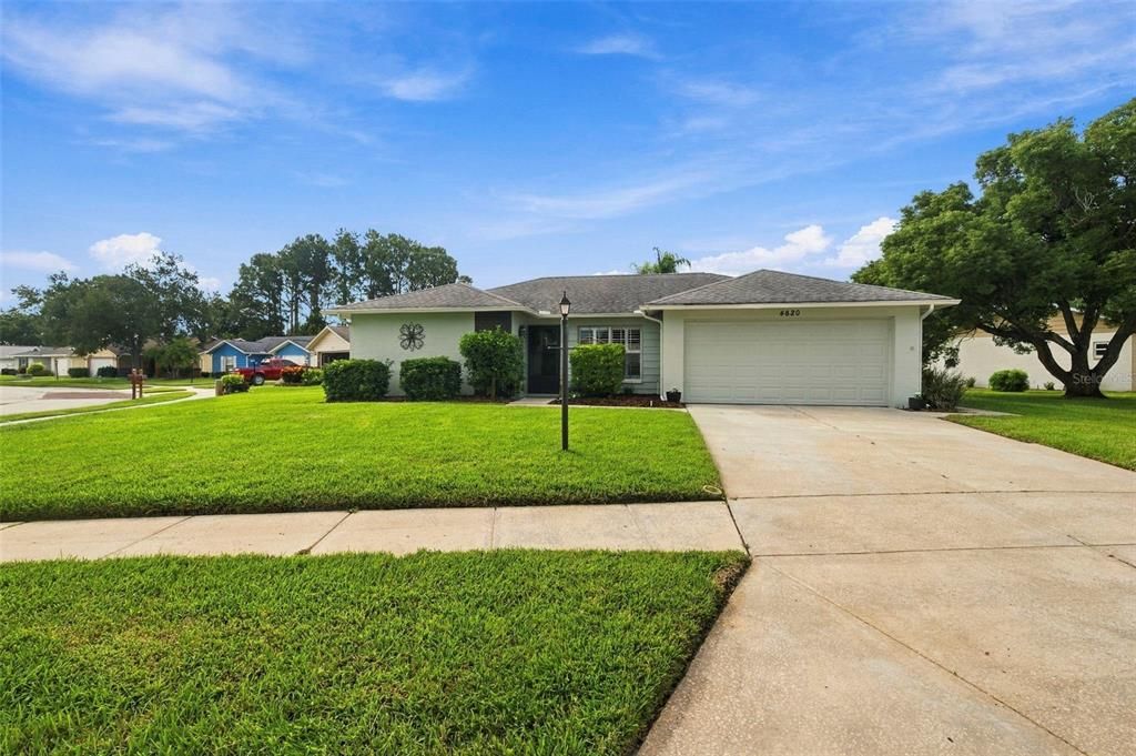 For Sale: $282,000 (2 beds, 2 baths, 1268 Square Feet)